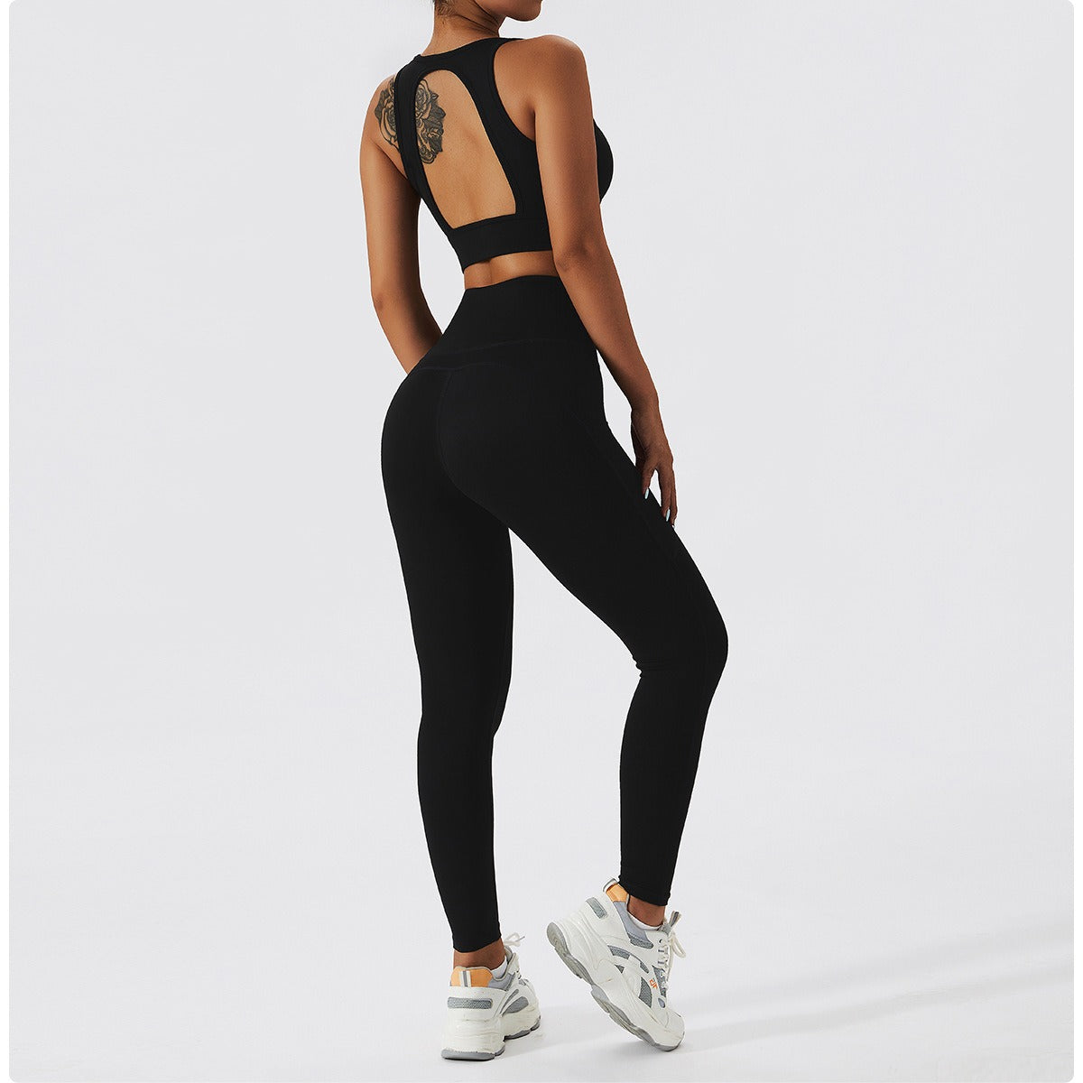 VYVAE Nude Fitness Set White - Side