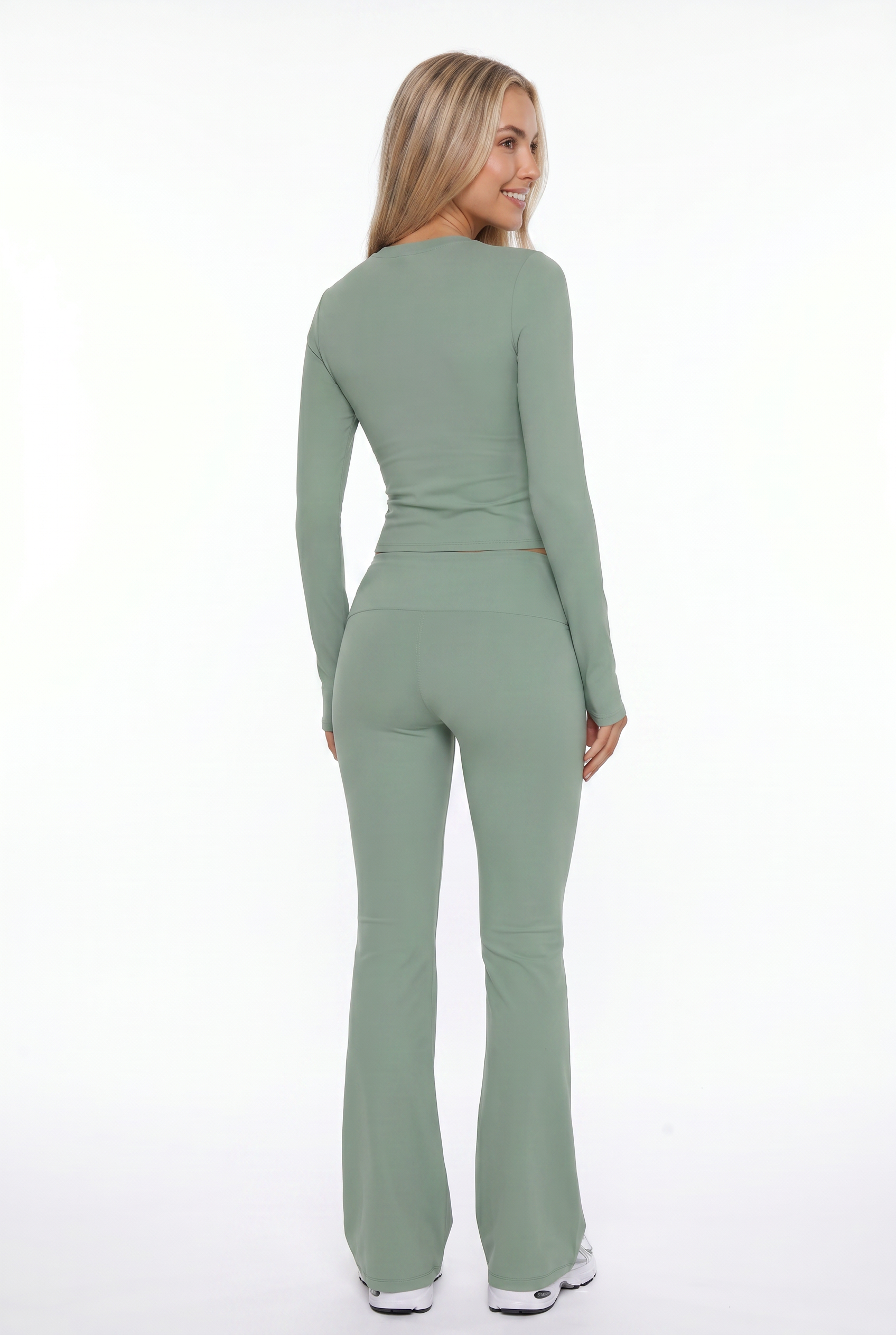 VYVAE Lounge 2-Piece Set Grass Green - Side