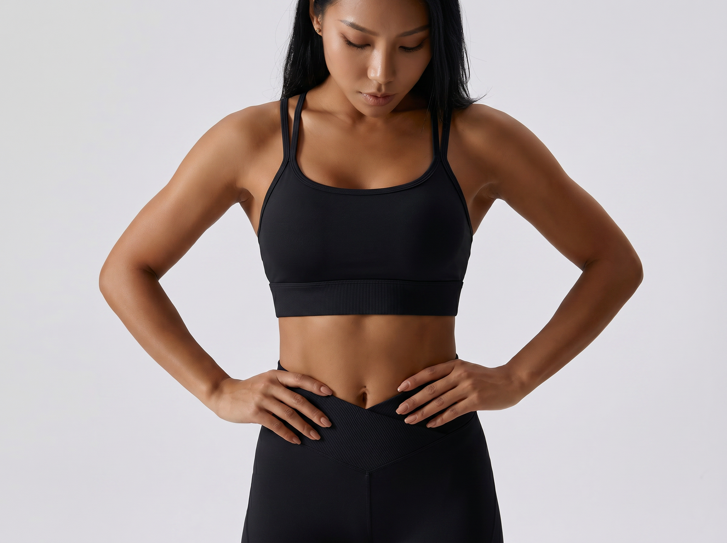 VYVAE Quick-Dry Sports Bra Black - Studio