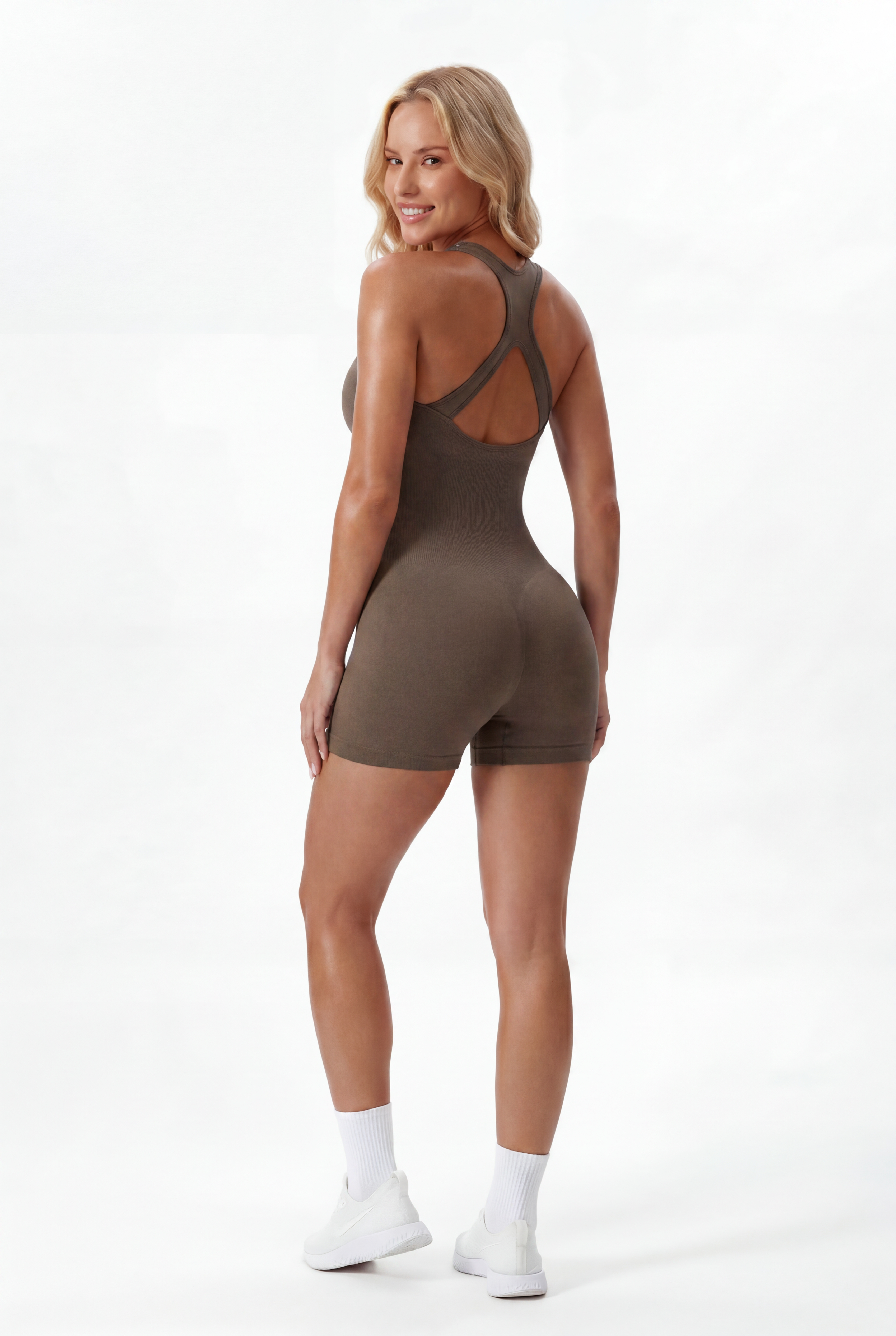 VYVAE High-Elastic Yoga Bodysuit Brown - Studio