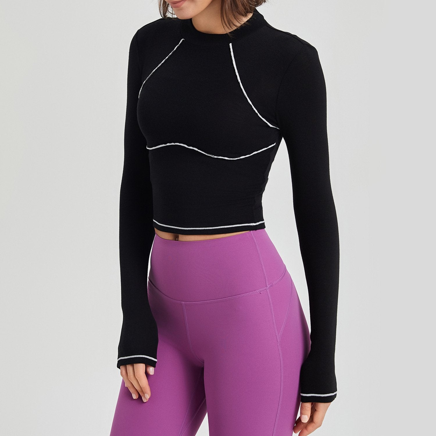 VYVAE Long Sleeve Training Set Cream - Front