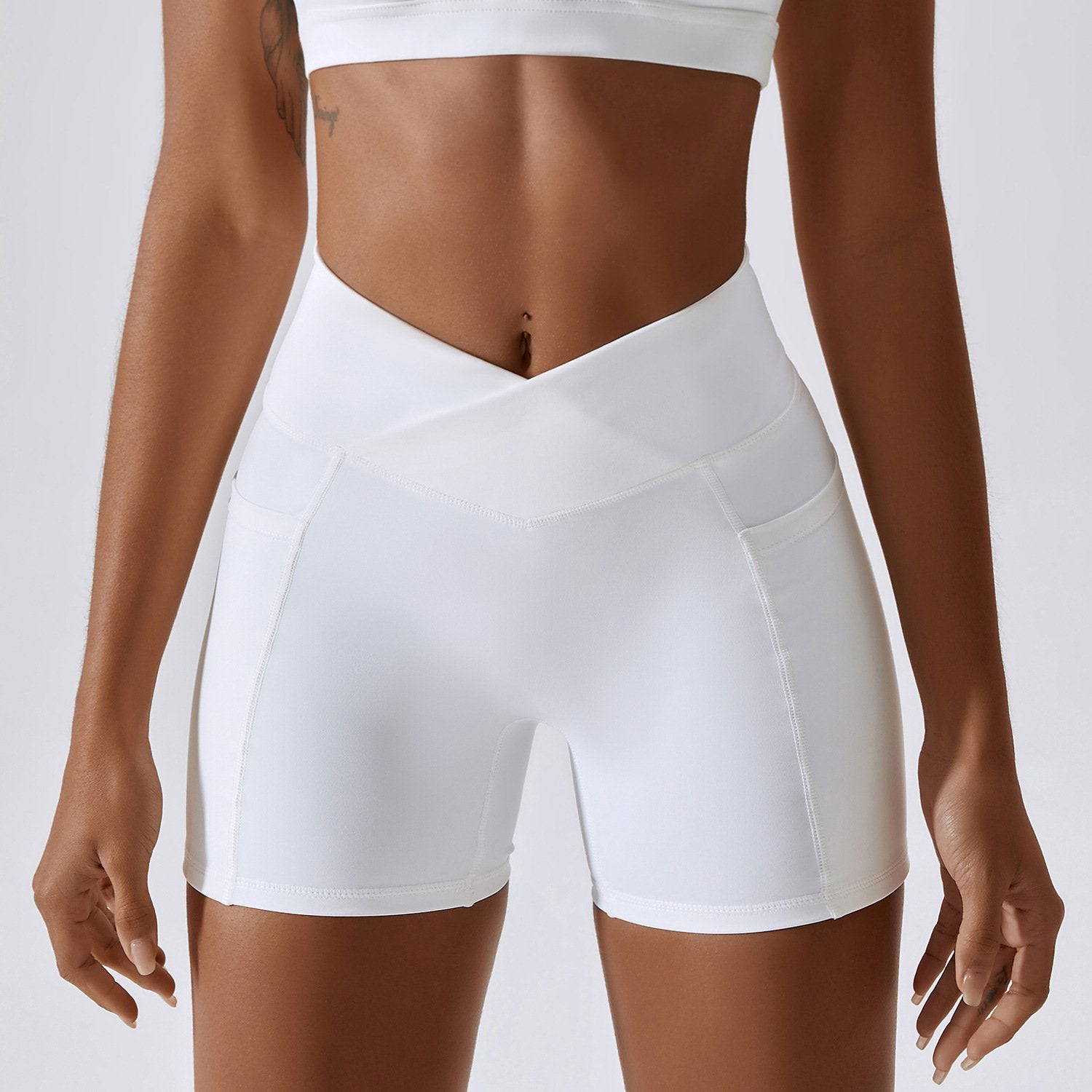VYVAE Running Shorts Green - Front