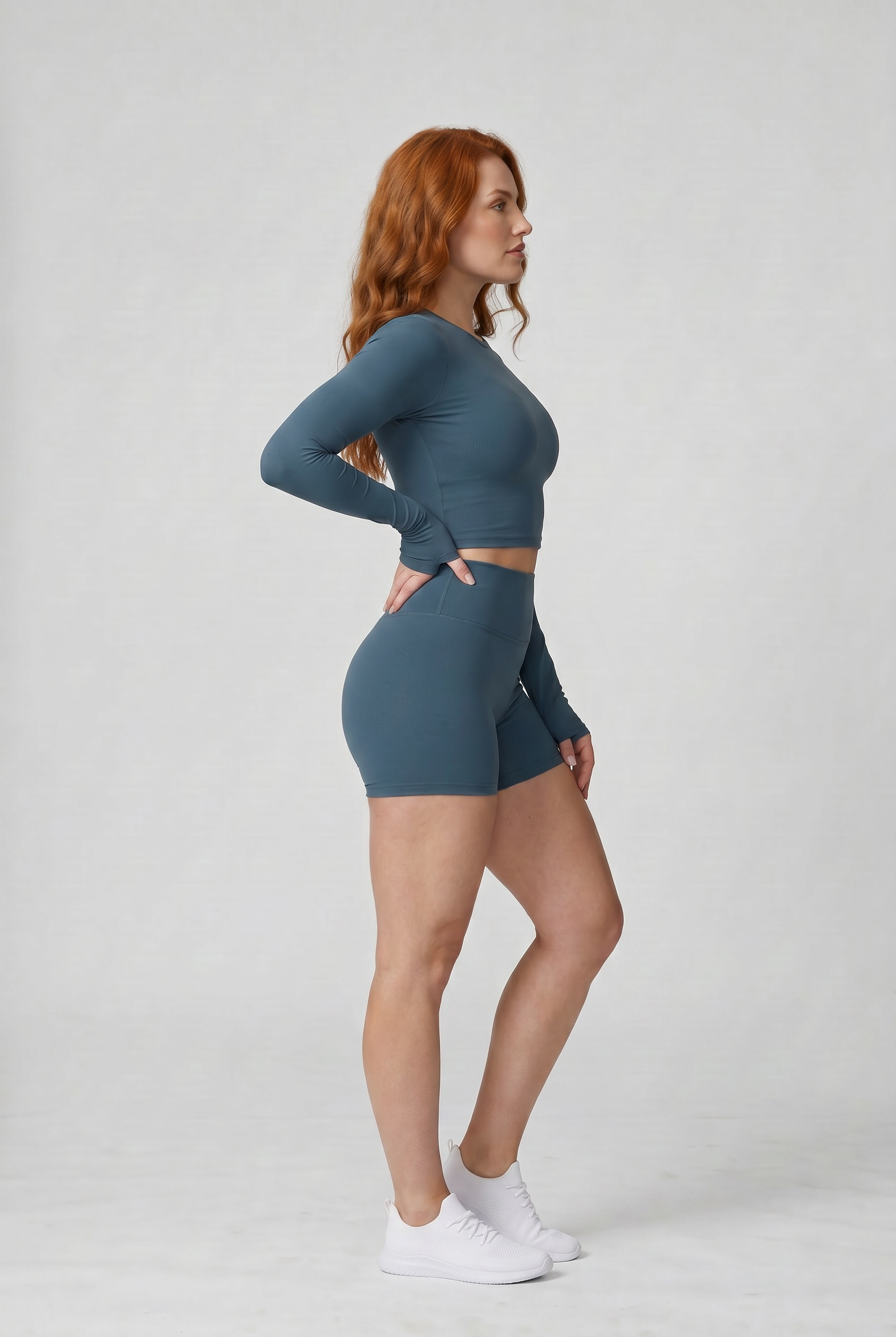 VYVAE Long Sleeve Yoga Top Dusty Blue - Studio