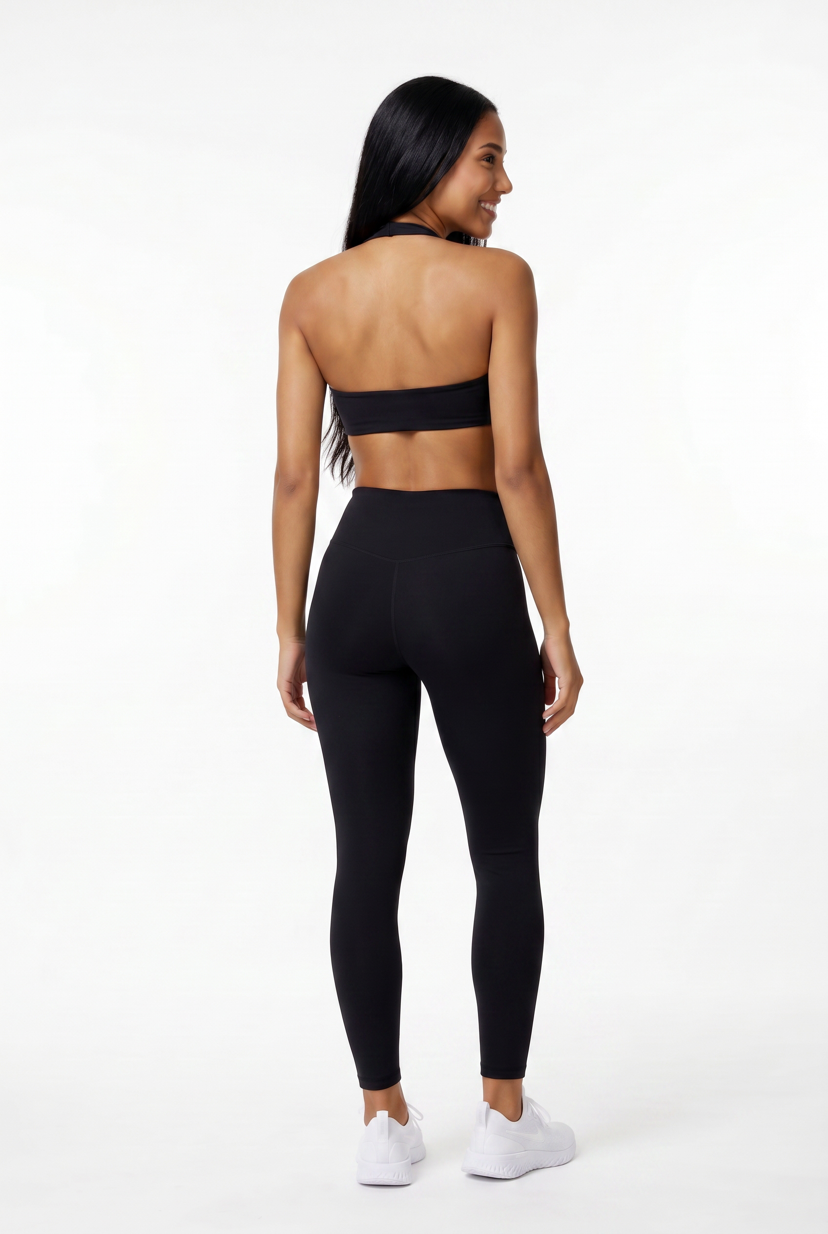 VYVAE Outdoor Yoga Bra Black - Back