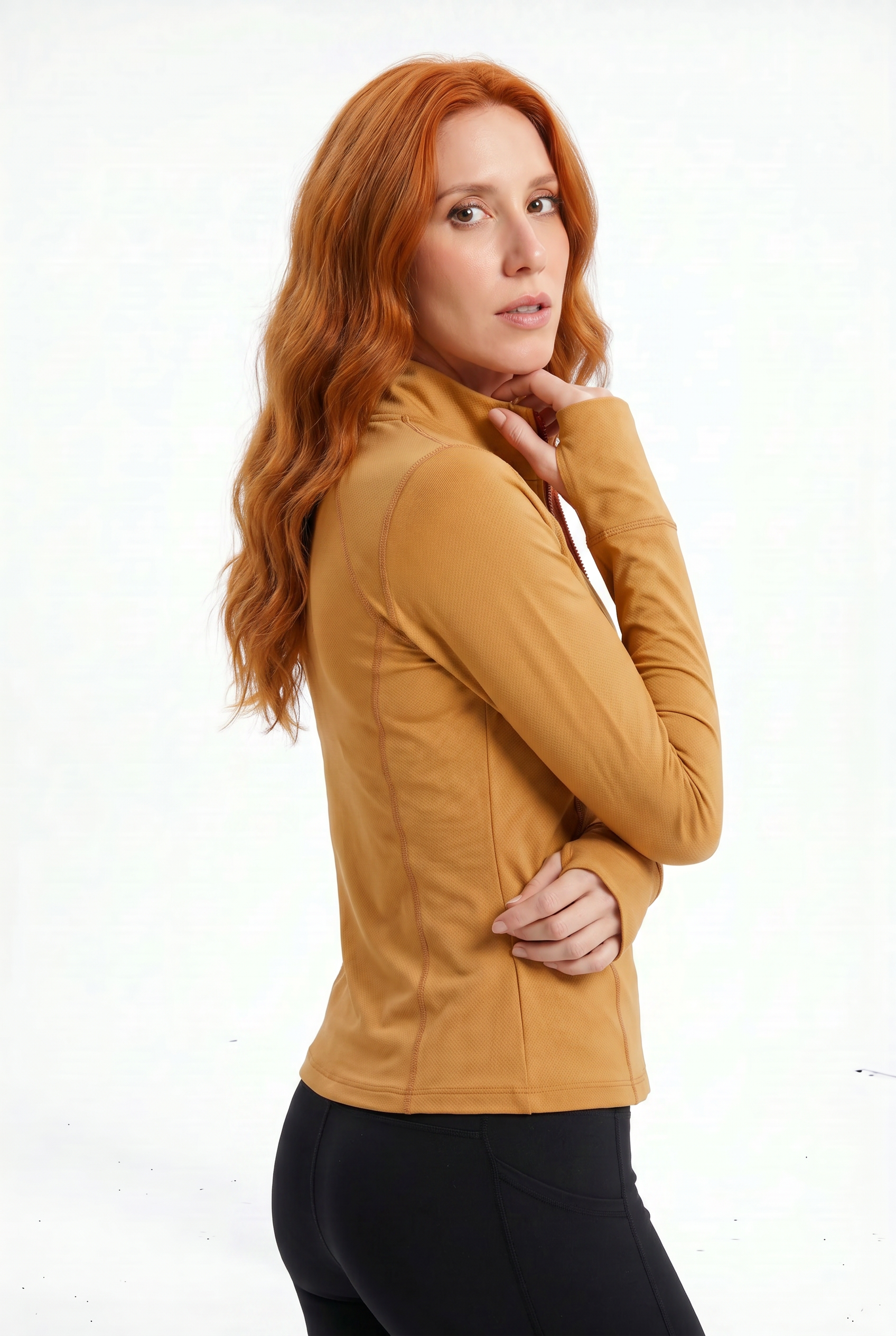 VYVAE Pocket Running Cardigan Yellow - Neck