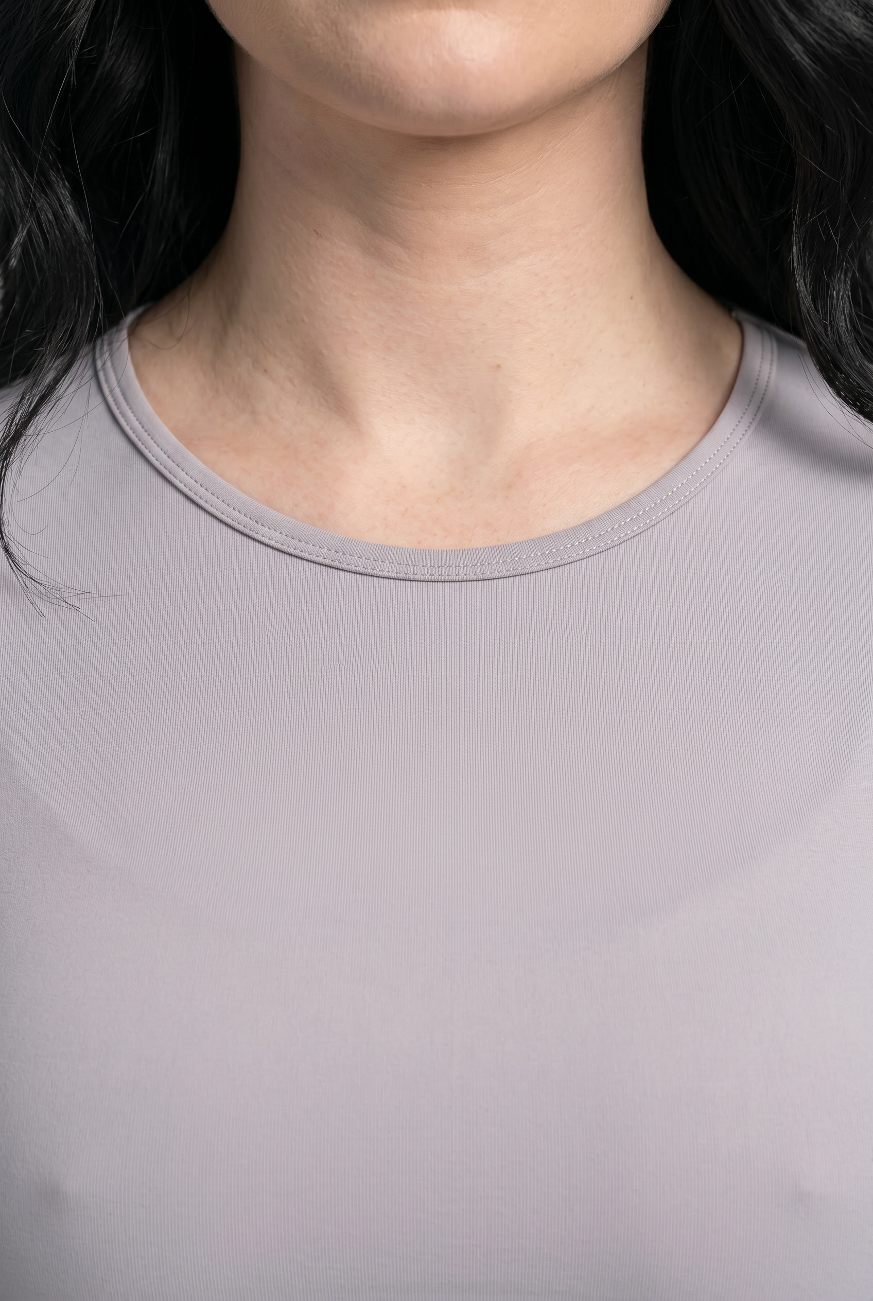 VYVAE Long Sleeve Yoga Top Black - Walking