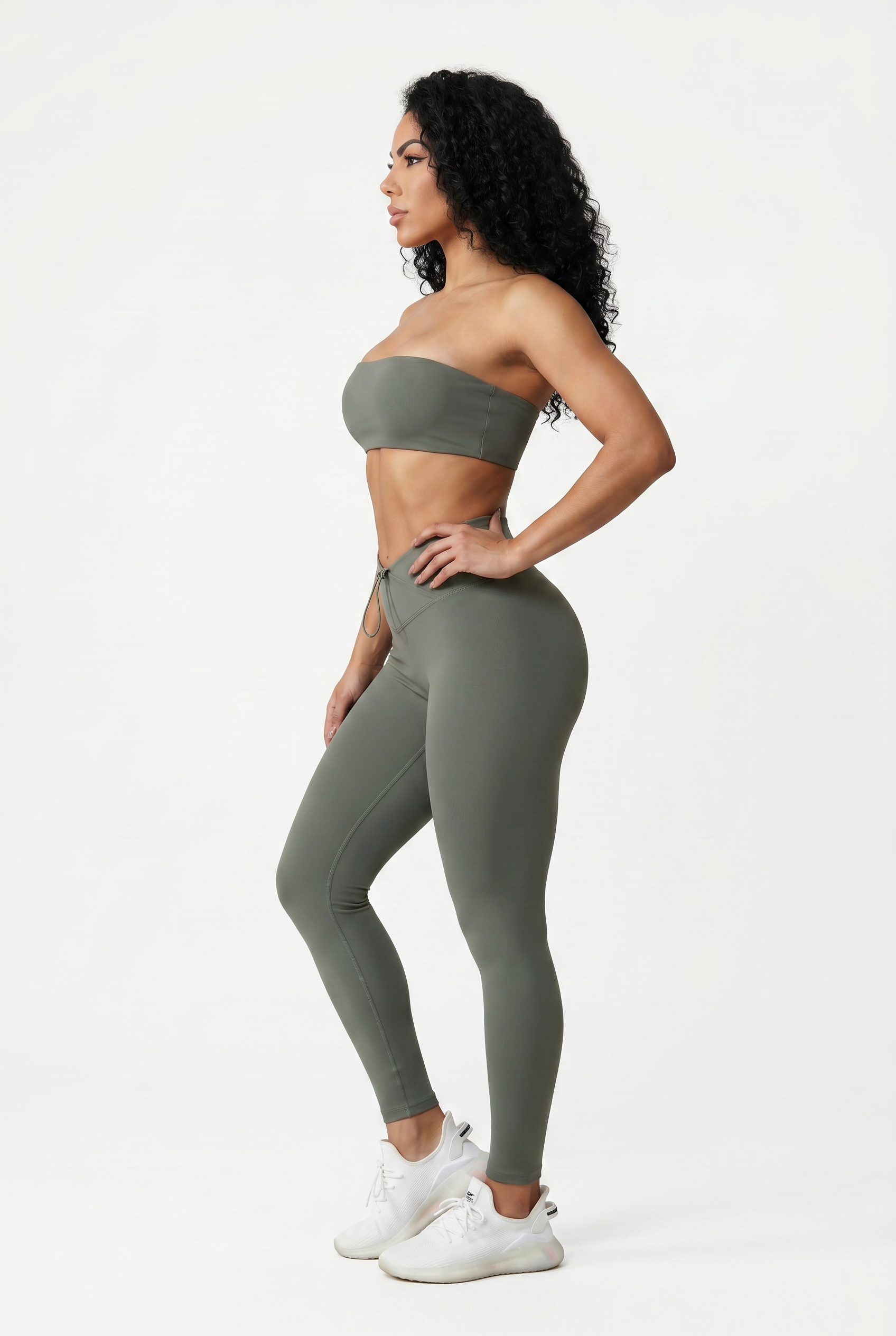 VYVAE Slim-Fit Yoga Suit Pink - Side