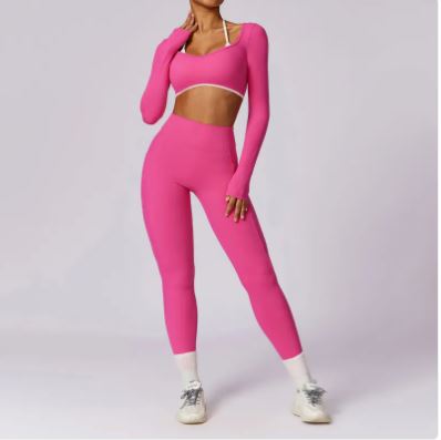 VYVAE Colorful Yoga Set Rose Red 2 - Walking