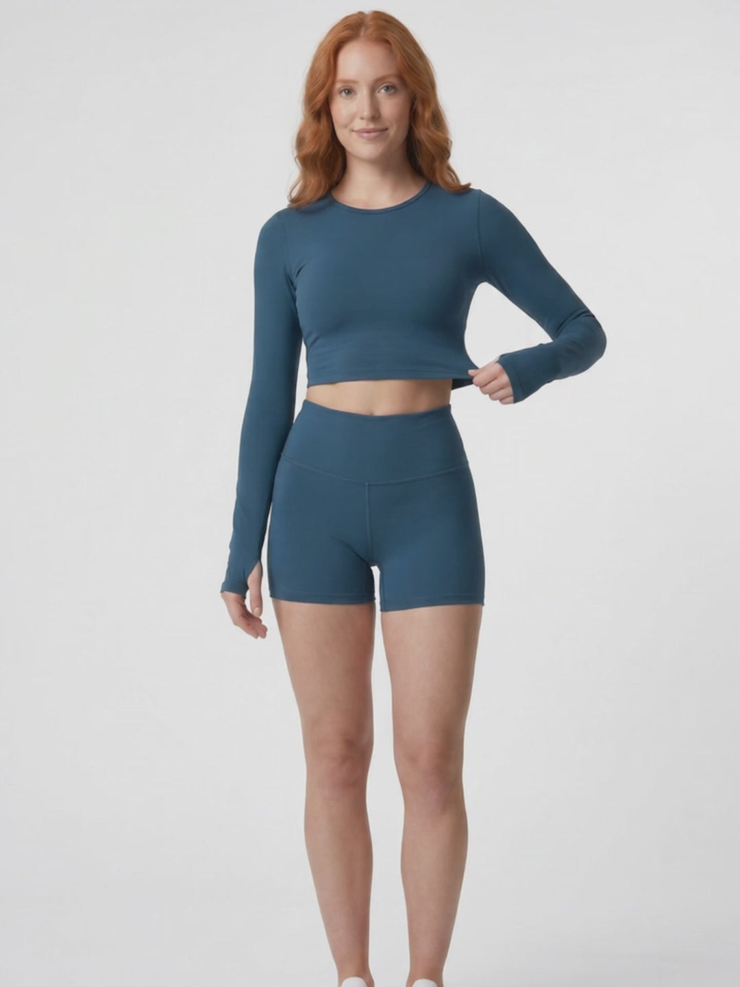 VYVAE Long Sleeve Yoga Top Dusty Blue - 360 Video
